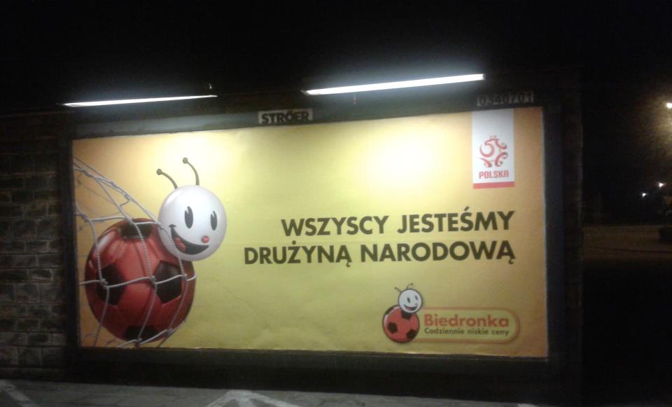 Biedronka billboard - wszyscy jesteśmy drużyną narodową