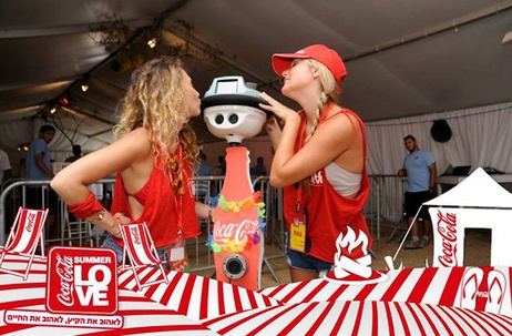coca-cola robot